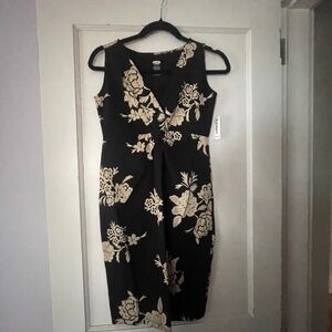 Old Navy Maternity Dress